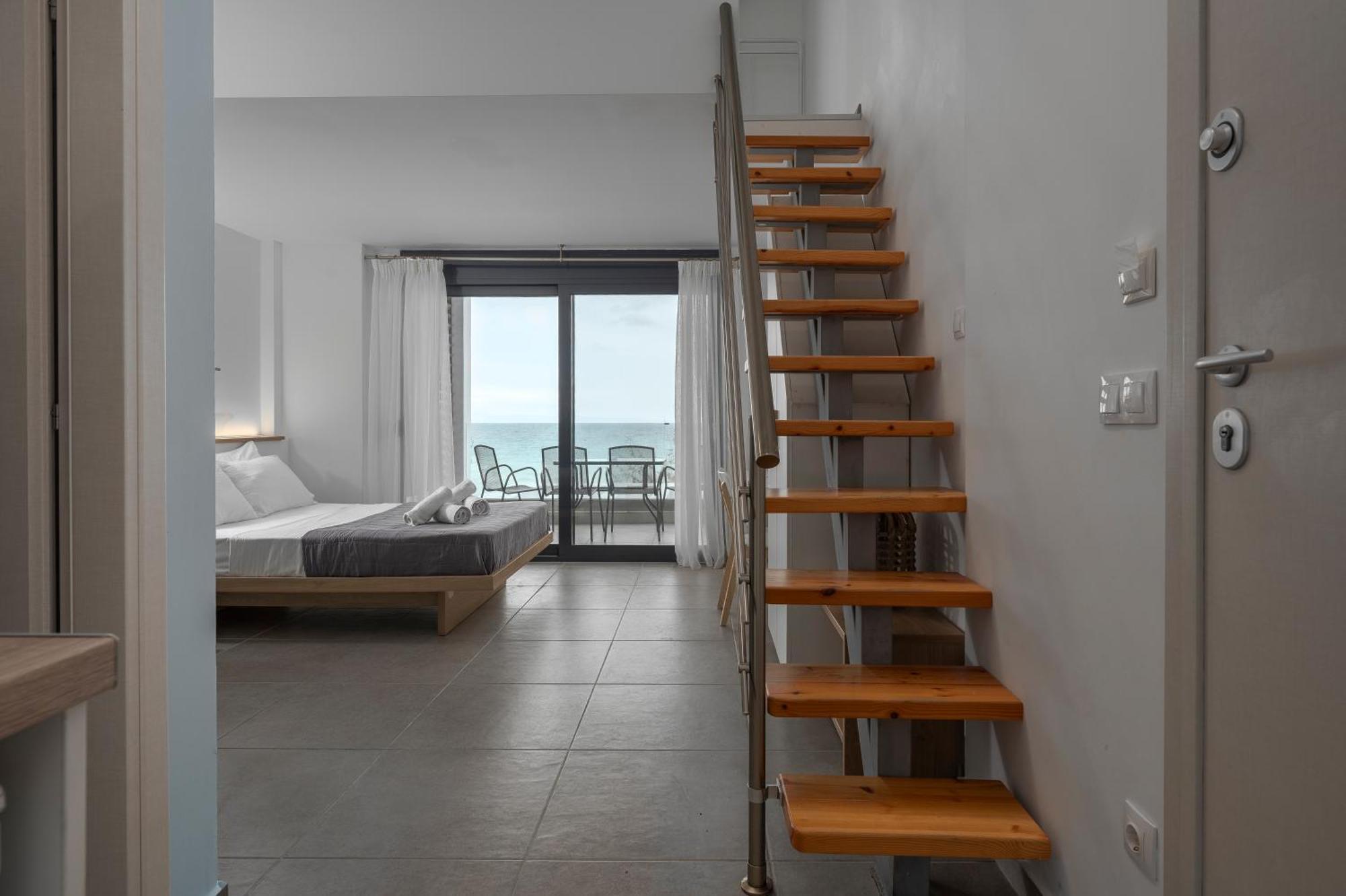 דירות פוליכרונו Cavo Blue Coastal Living מראה חיצוני תמונה